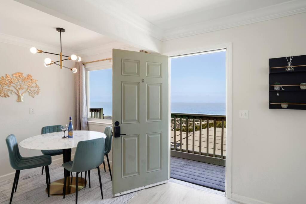 Charming 2Bedroom 1Bathroom With Breathtaking Mountain, Sunset And Ocean Views Pacifica Exterior photo