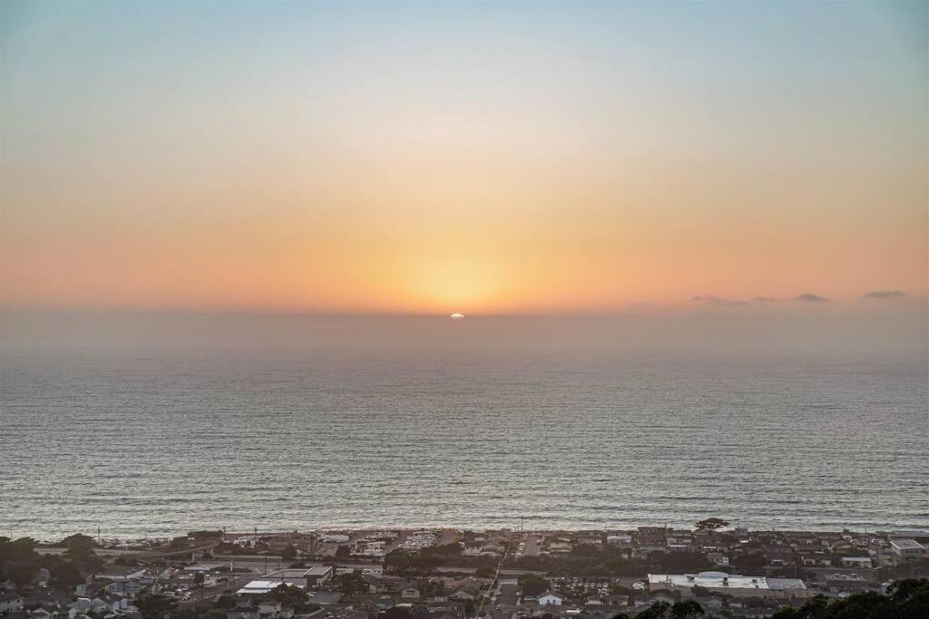 Charming 2Bedroom 1Bathroom With Breathtaking Mountain, Sunset And Ocean Views Pacifica Exterior photo