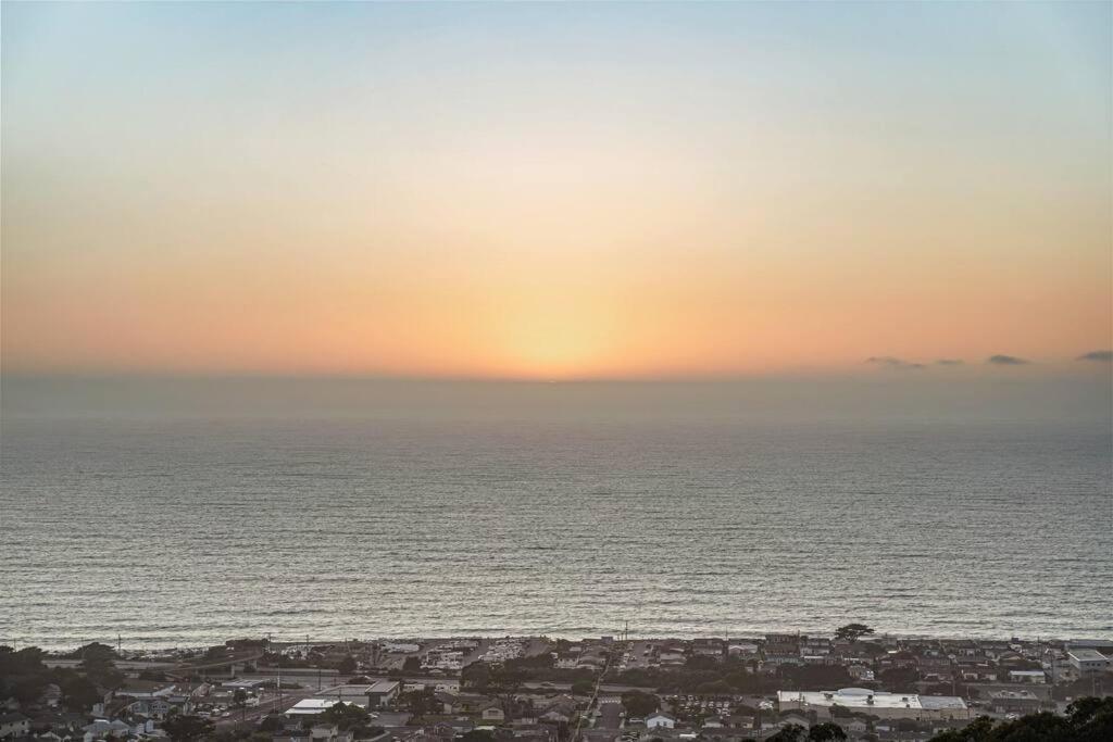 Charming 2Bedroom 1Bathroom With Breathtaking Mountain, Sunset And Ocean Views Pacifica Exterior photo