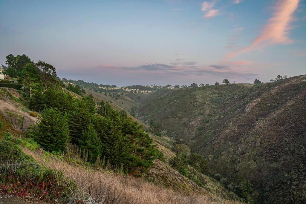 Charming 2Bedroom 1Bathroom With Breathtaking Mountain, Sunset And Ocean Views Pacifica Exterior photo